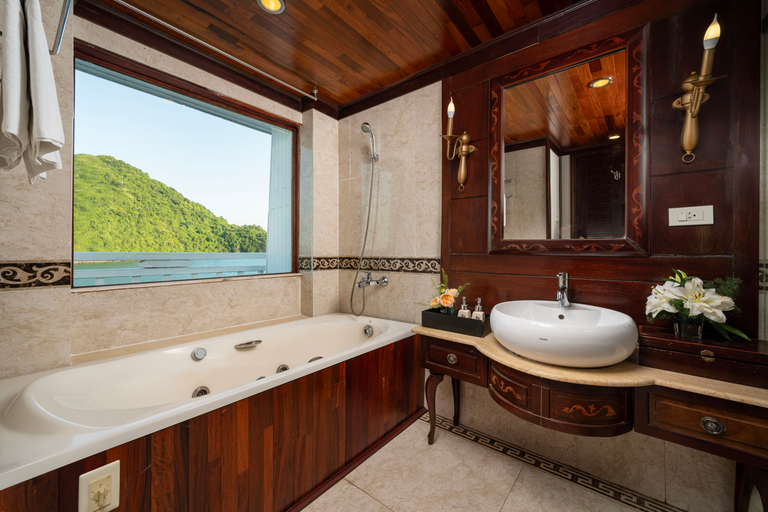 Bathroom 2, Indochina Sails Ha Long Bay, Hạ Long