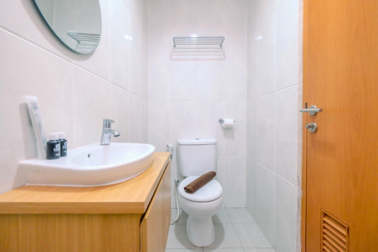 Bedroom 5, Good Choice and Strategic 2BR without Living Room Evenciio Apartment By Travelio, Depok