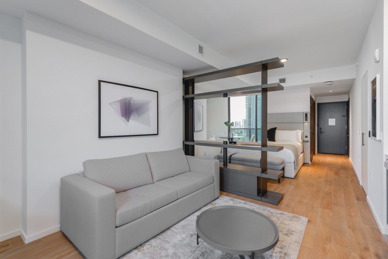 Others 5, Breathtaking Studio with Bay & City View, Miami-Dade
