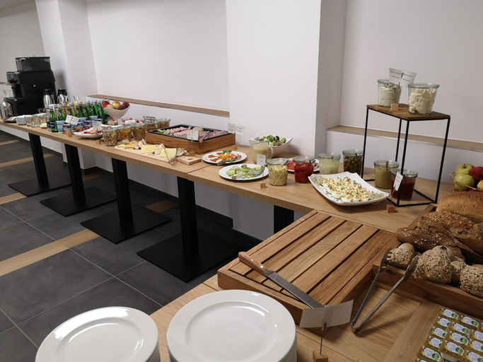 Food & Drinks 5, Brassel Aparthotel, Środa Śląska