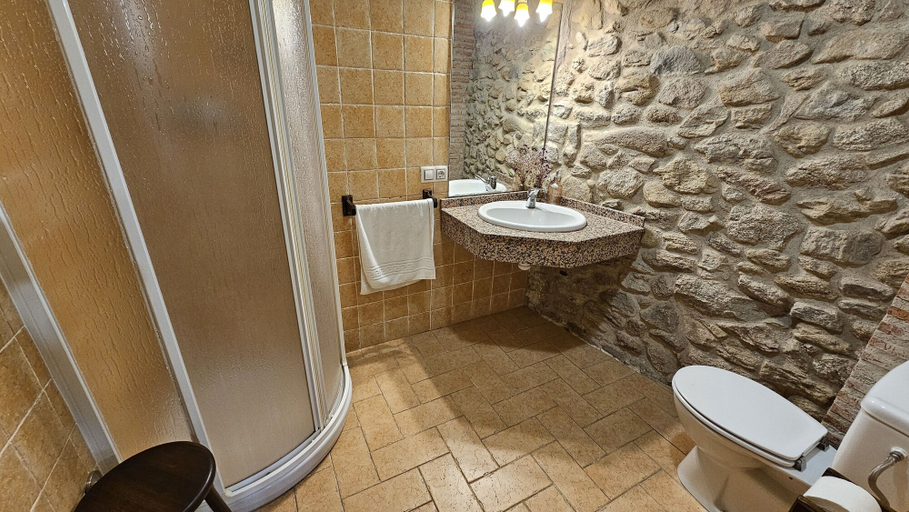 Bathroom 3, Hotel La Clerecía De Ledesma, Salamanca