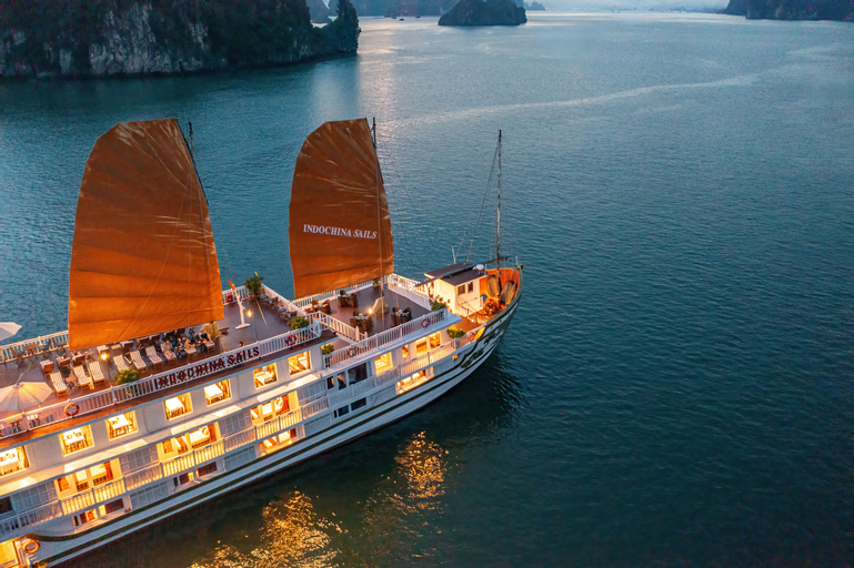 Indochina Sails Premium Halong Powered by ASTON, Hạ Long