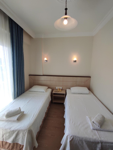 Others 1, Ayhan Otel, Çeşme