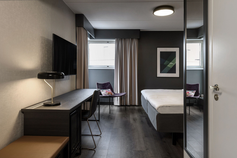 Bedroom 2, Original Sokos Hotel Vantaa, Uusimaa