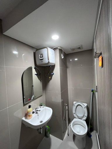Bathroom 5, Your Apart in the bay Apartment Lampung, Bandar Lampung