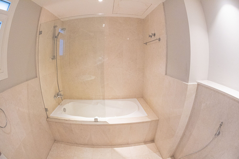 Bathroom 5, Le Sifah Resort Apartments, Quriyat