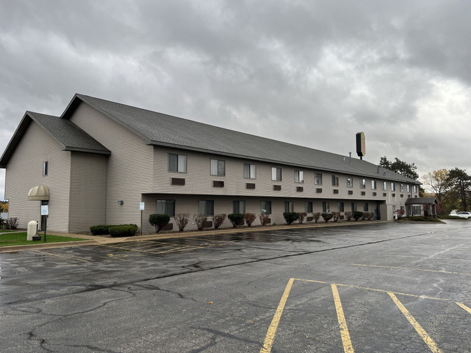 Exterior & Views 2, Super 8 by Wyndham Sparta, Monroe