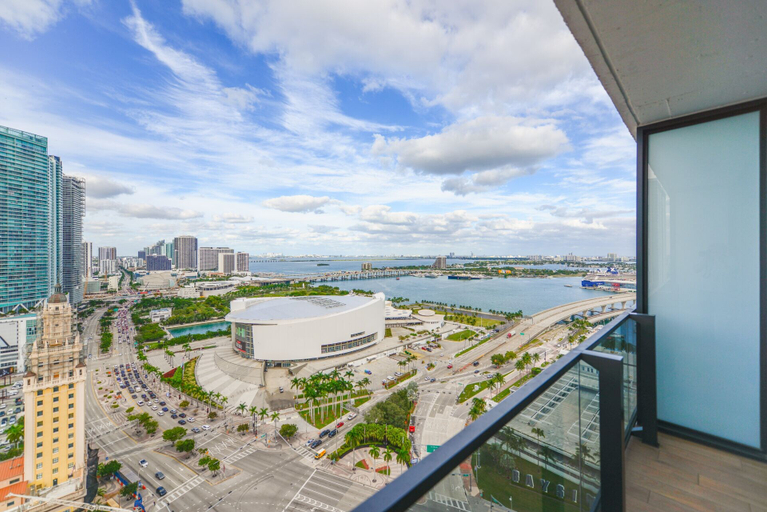 Others 1, Breathtaking Studio with Bay & City View, Miami-Dade