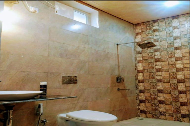 Bathroom, Char Machan Resort, Rudraprayag