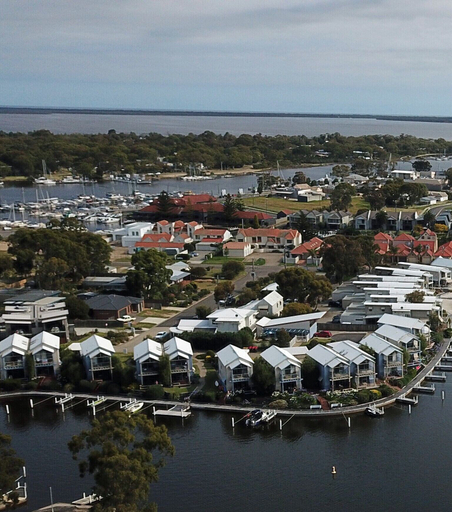 Exterior & Views 2, Captains Cove Resort - Waterfront Apartment, E. Gippsland - Bairnsdale