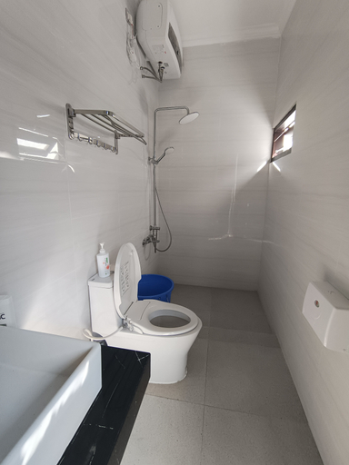 Bathroom 5, Syahida Guesthouse, Bantul