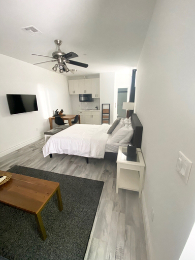 Others 5, Staten Island Private Apartment, New York
