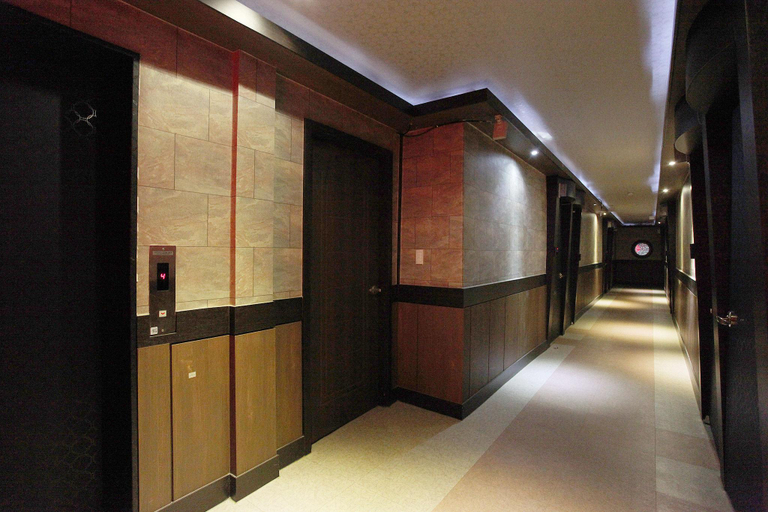 Interior view 2, Anseong Show, Ansoeng