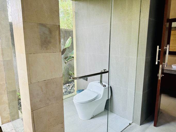 Bathroom 6