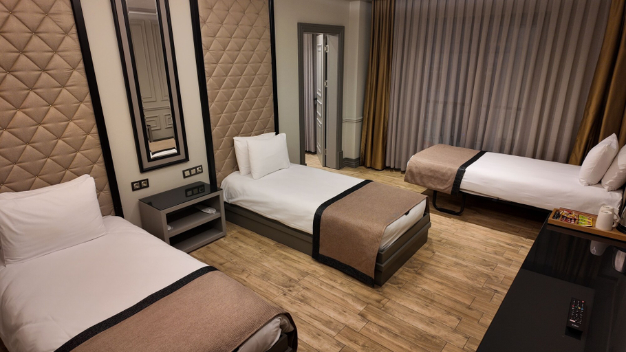 Bedroom 5, Lala Grand Hotel, Merkez