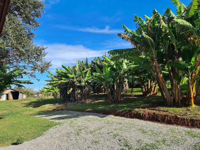 Property grounds 3, CHALÉ LAVANDA, Moeda
