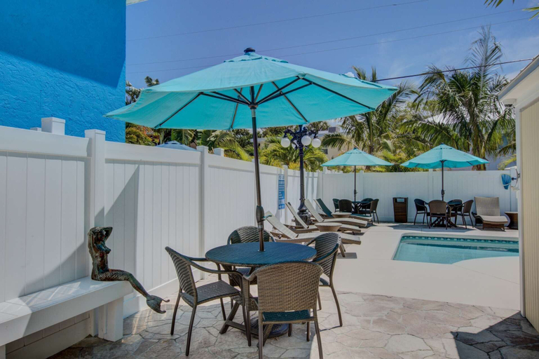 Sport & Beauty 4, Lulu's Key House Loggerhead 2/2 Upstairs, Sarasota
