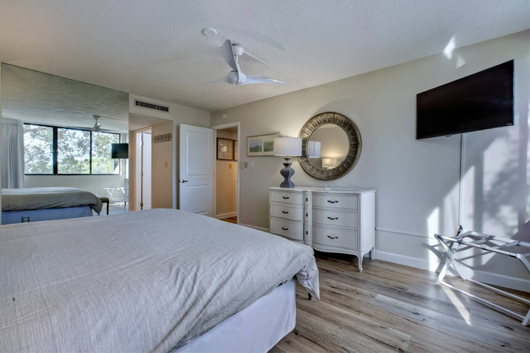 Bedroom 4, Excelsior Beach to Bay-bayside, Sarasota