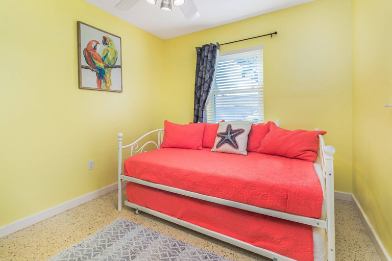 Bedroom 3, Anchors Away Gulf Gate Home, Sarasota