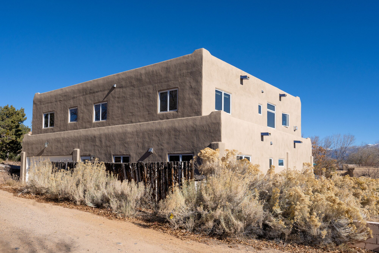 Exterior & Views 2, Solana Vista, Santa Fe