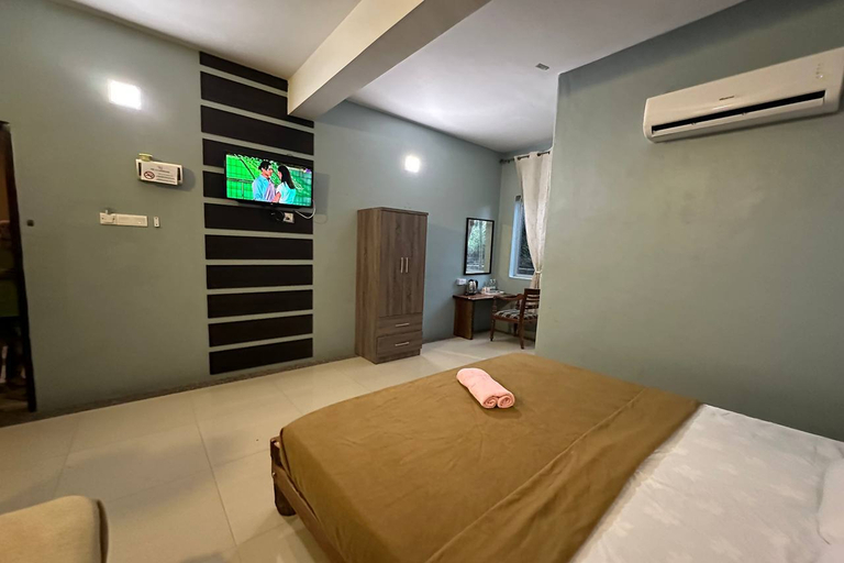 Bedroom 2, Bull & Bear Airport Hotel Langkawi, Langkawi