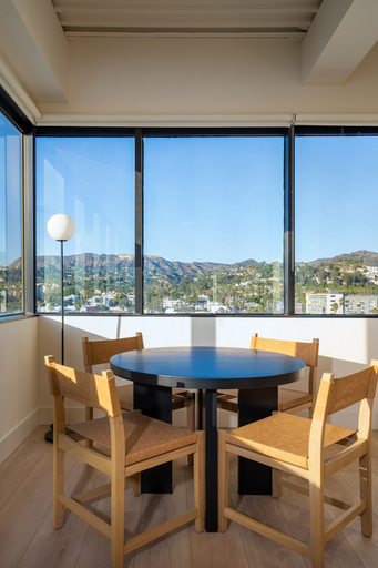 Others 5, Kasa Sunset Los Angeles, Los Angeles