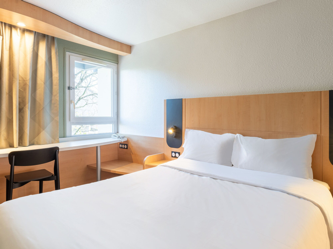 Bedroom 24