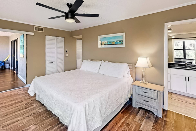 Bedroom 3, Harbor Towers 2nd Fl Renovated Suite, Sarasota