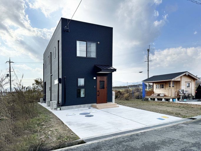 Exterior & Views, Windmill Village E-10, Takashima