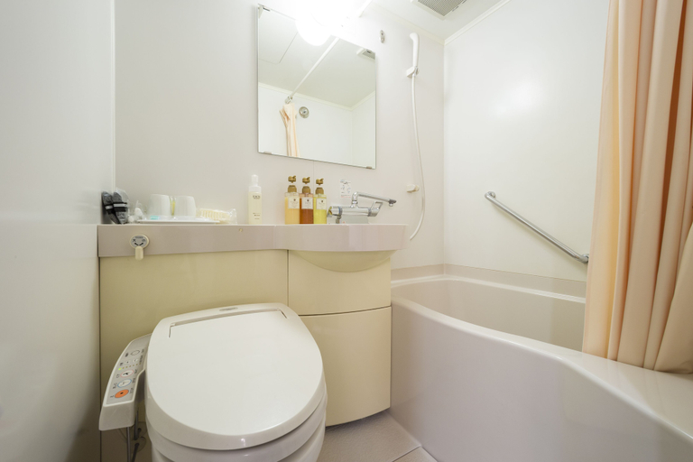 Bathroom 5, Ark Hotel Osaka Shinsaibashi, Osaka