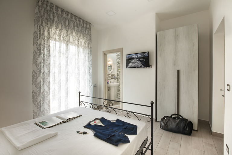 Bedroom 3, Opera Home Principe Umberto, Napoli