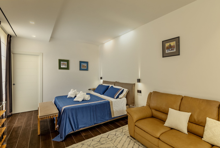 Room 2, Qui Vicino boutique rooms and suites, Trapani