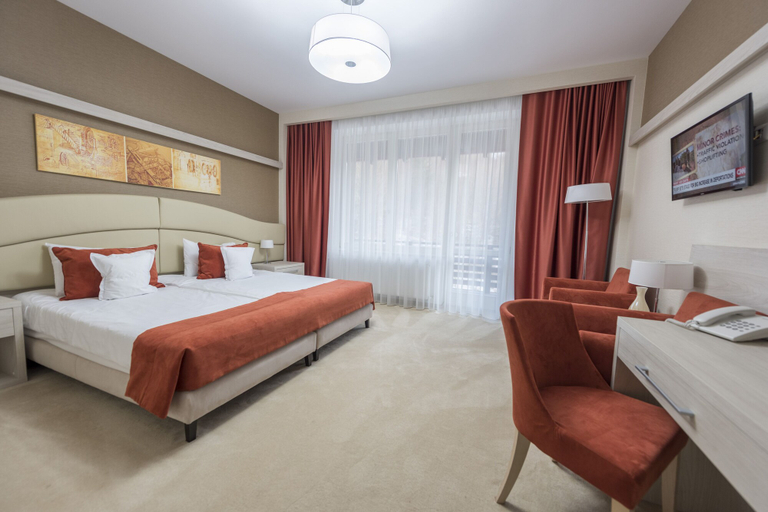 Bedroom 2, TTS Spa & Wellness, Covasna