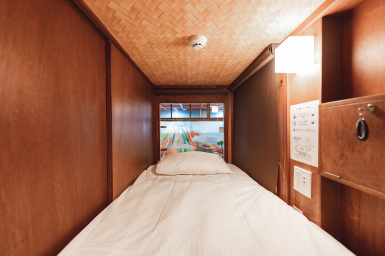 Bedroom 4, neco yokujo & neco hatago Neco Requblic - Hostel, Osaka