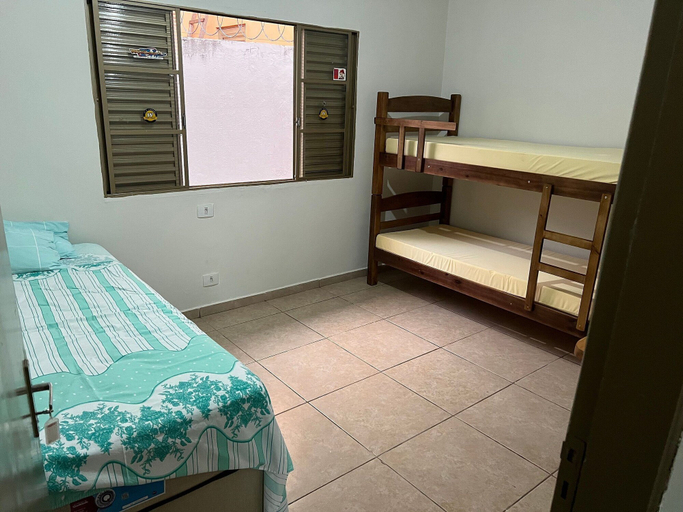Bedroom 3, Hostel Jotaaa F, Ourinhos