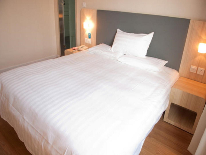Bedroom 2, Hanting Hotel Shenyang Yuhong Square Metro Station, Shenyang