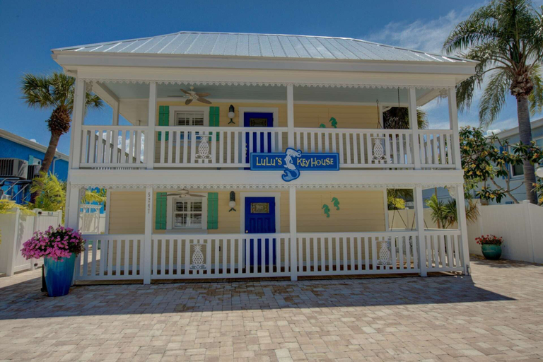 Exterior & Views 2, Lulu's Key House Green 1/1 Upstairs, Sarasota