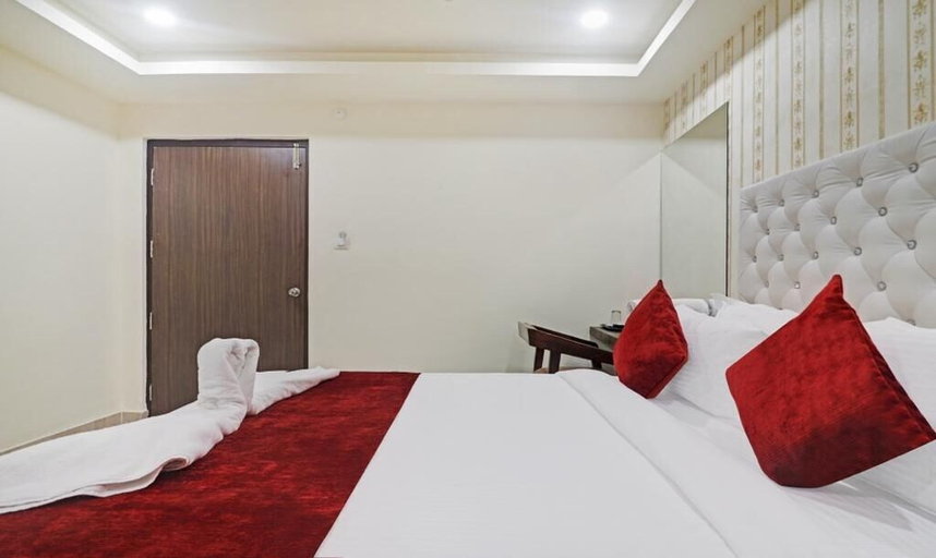 Bedroom 2, Hotel Bright Airport Zone Shamshabad, Ranga Reddy