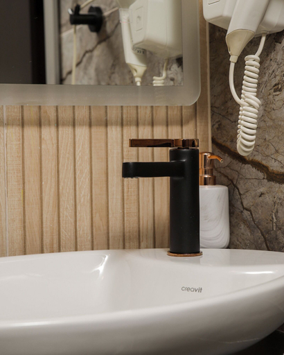 Bathroom, Triumf Hotel, Prizren