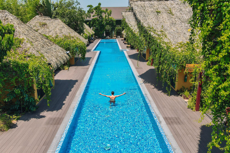 Sport & Beauty 2, Khum Damnoen Resort, Damnoen Saduak
