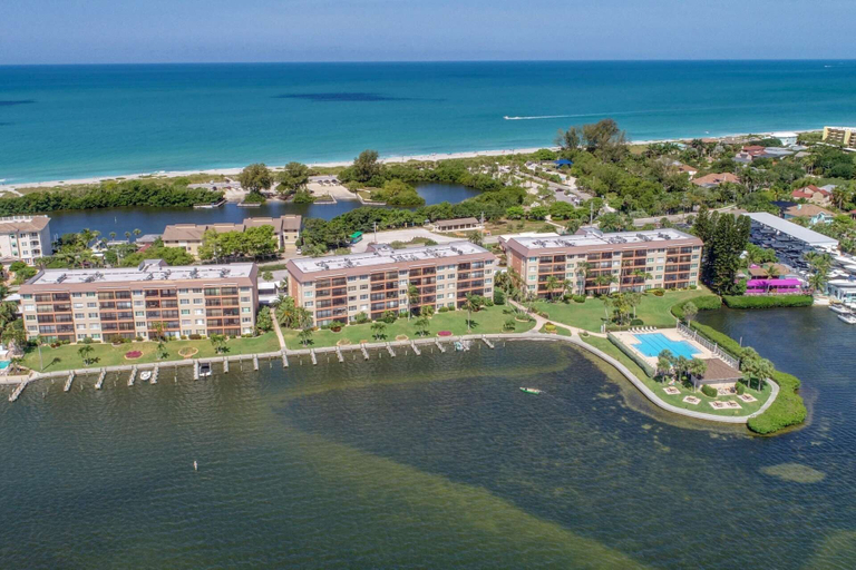 Exterior & Views 2, Sunrise Cove, Sarasota