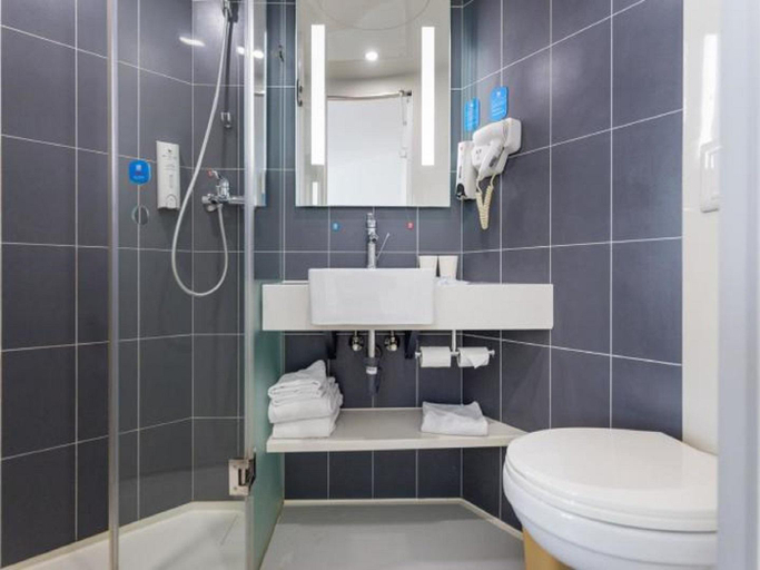 Bathroom 3, Hanting Hotel Shenyang Yuhong Square Metro Station, Shenyang