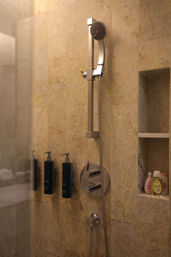 Bathroom 4