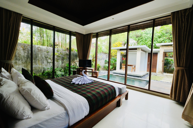 Bedroom 12