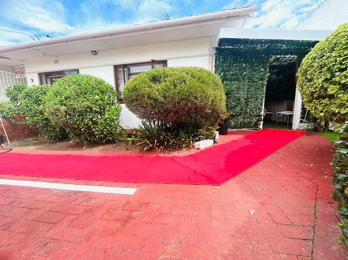 Exterior & Views 2, Executive Accommodation Bellville, City of Cape Town