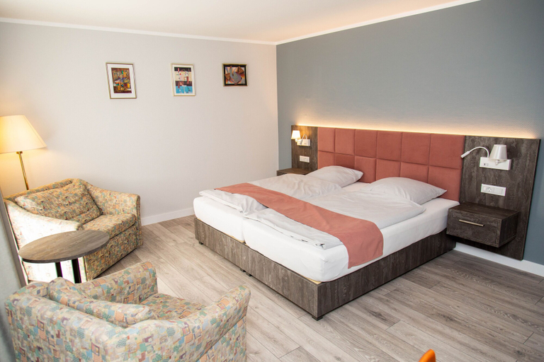 Bedroom 3, Hotel Willmeroth, Rhein-Sieg-Kreis