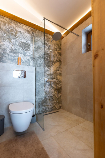 Bathroom 3, Villas Sofayla & Elyas, Razlog