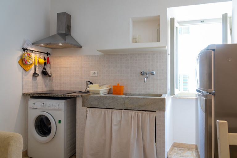 Private kitchenette 3, Appartamenti Dietro L'Angolo, Livorno