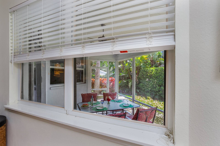 Exterior & Views 2, Siesta Bayside Closest to the Beach, Sarasota