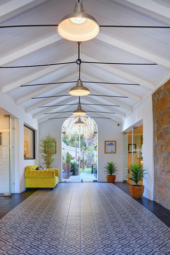Business Facilities